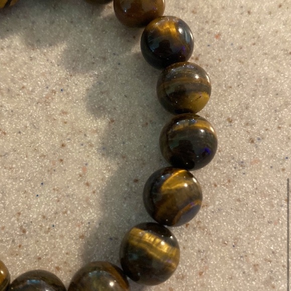Tiger Eye Natural Stone Healing Bracelet - Picture 4 of 4